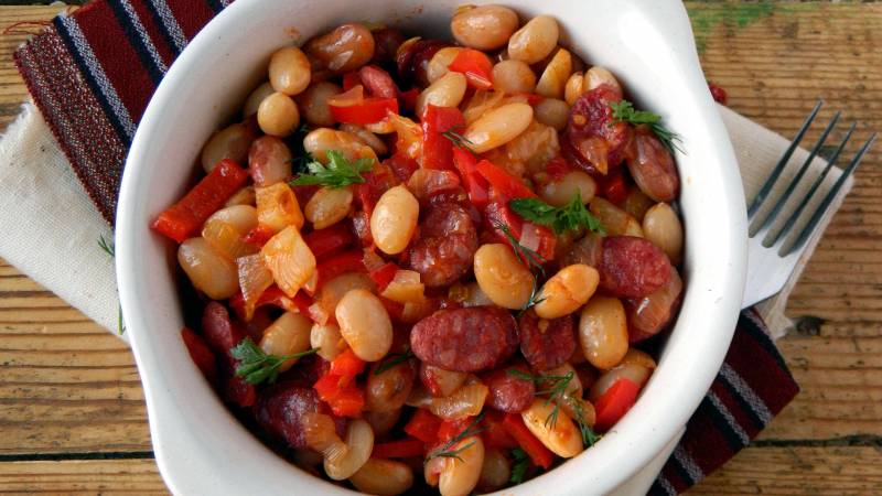6-Beans-and-Weens