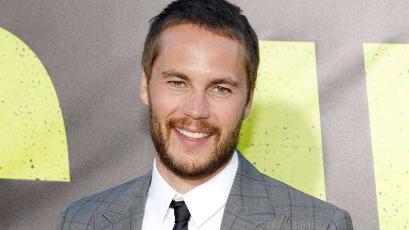 Tinseltown / Shutterstock.com